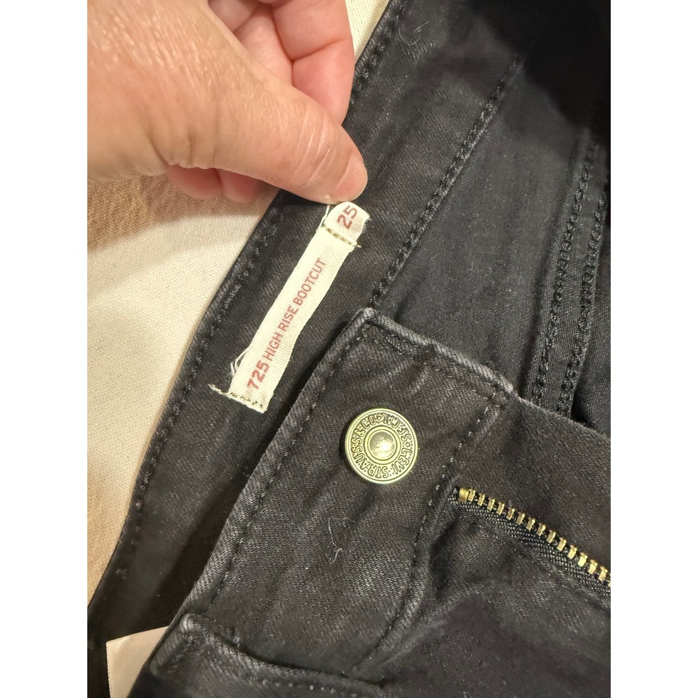 Levis 725 High Rise Bootcut Jeans Black Denim Size 25 Womens Pants - Picture 1 of 6